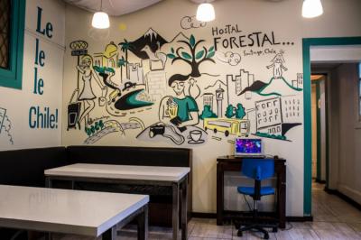 Hostal Forestal Image