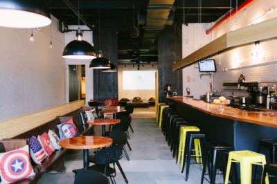 Bar Image