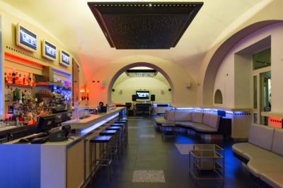 Bar/Disco Image
