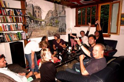 Reunión Nocturna Image