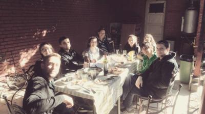 Comiendo y bebiendo Image