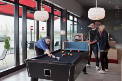 MEININGER Hotel Berlin Airport Image