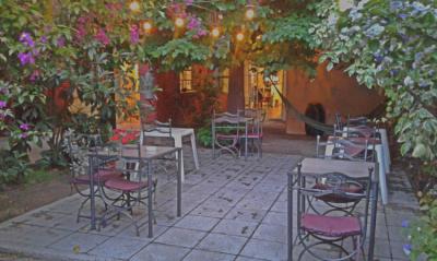Albergue Mora International Image