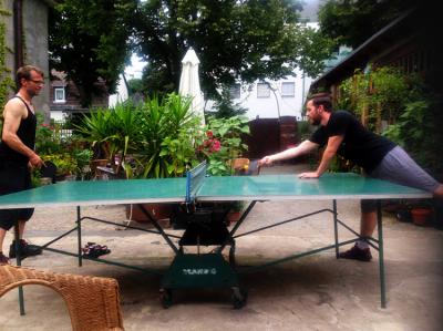 ¡Competición de ping pong! Image